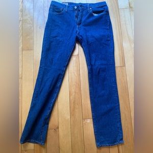 Levi’s 511 Slim Fit Blue Jeans. W31 L32
